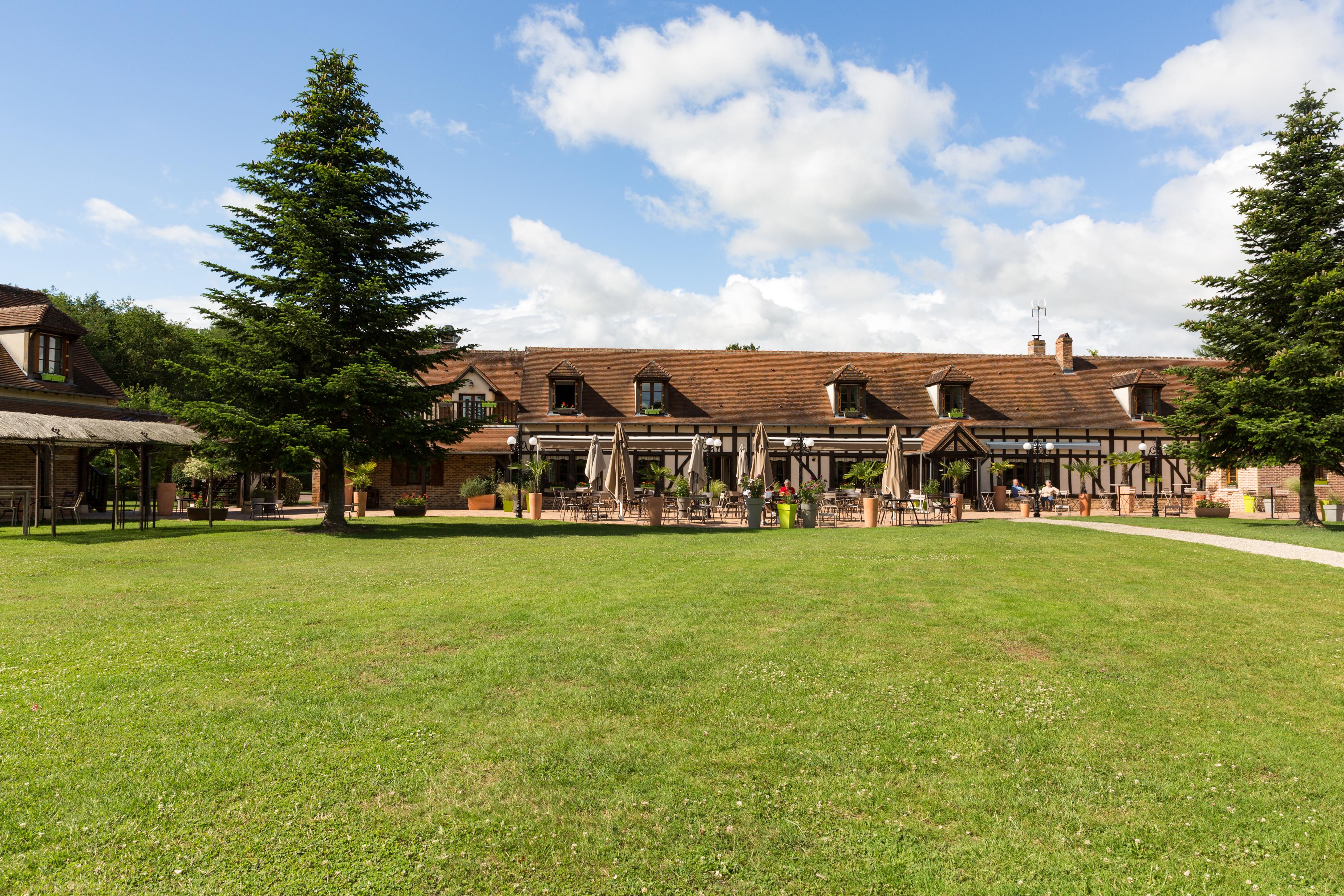 L'Oree Des Chenes, The Originals Relais La Ferte-Saint-Aubin Exterior photo